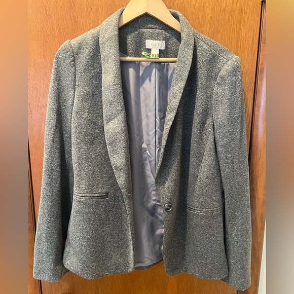 LOFT Jackets & Blazers - LOFT Gray Women's Blazer